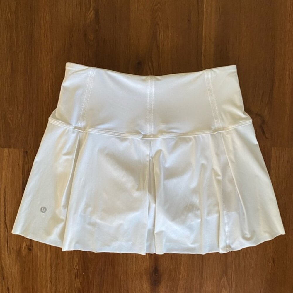 Lululemon Lost In Pace Skirt Size 6 White Running Tennis Pickleball Golf